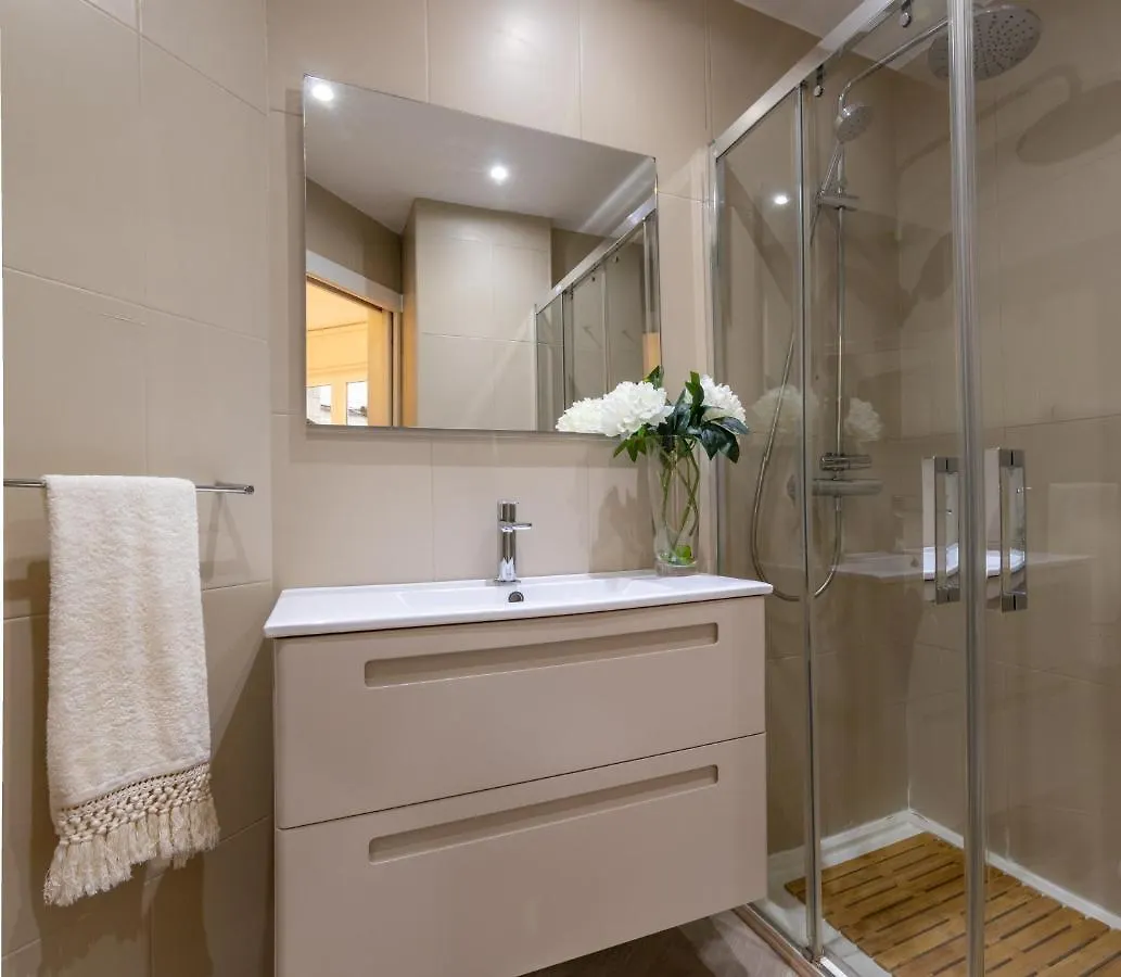 Bilbao Plaza Campuzano De Bilbao Suites, Elegante Y Centrico Apartament
